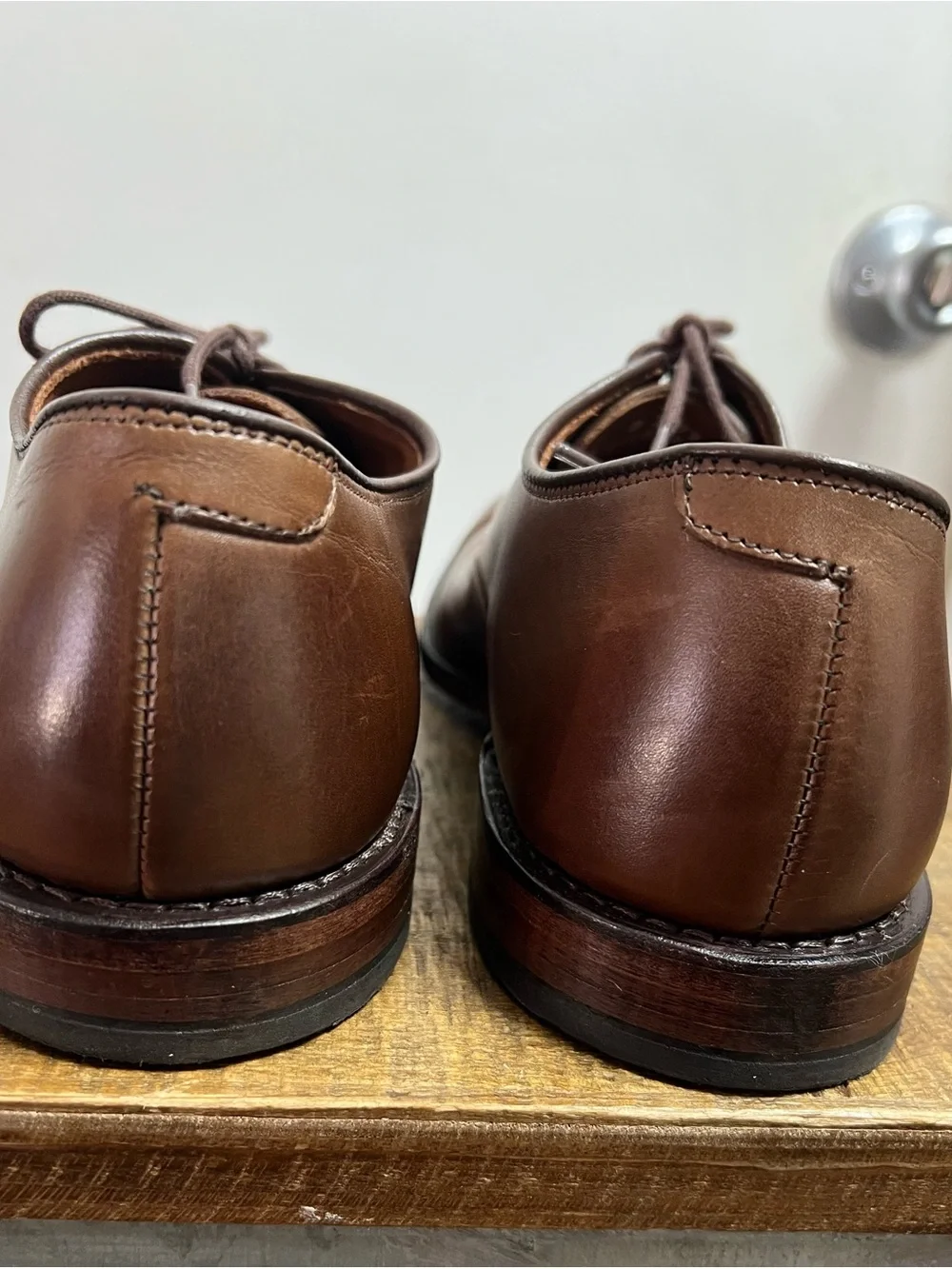 Allen Edmonds Park Avenue  Bench Welt
